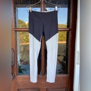 Outdoor Voices leggings. Black &‎ gray. Size small
